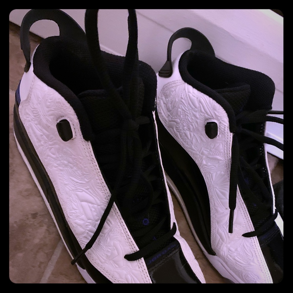 DUB ZEROS 8 W worn twice
